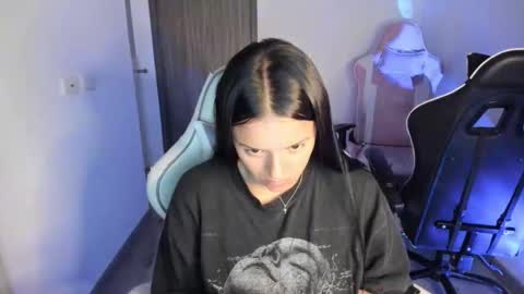 kimmi online show from January 9, 11:54 pm