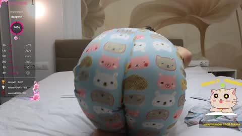 Snapshot of kimmie_ chatting on January 21, 7:39 pm Kimmie online show from January 21, 7:39 pm