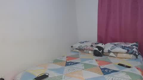 kimmy94192 online show from January 22, 8:51 am