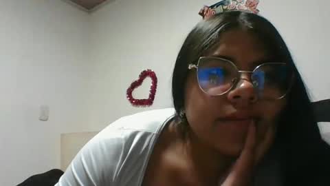 Kimmy online show from February 25, 11:43 am