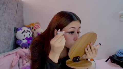 kimm online show from October 4, 8:17 pm