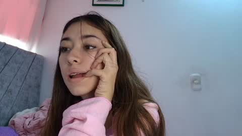 kimm online show from September 23, 4:01 pm