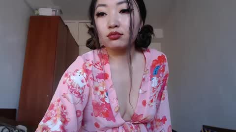 Snapshot of kimso67 chatting on March 11, 3:47 am Kimso online show from March 11, 3:47 am
