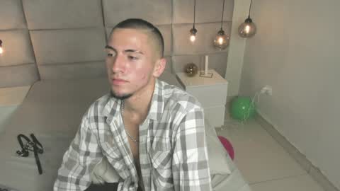 King Dante  online show from December 30, 5:58 am
