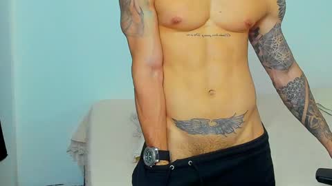 king_of_kings__ online show from April 28, 2:27 am