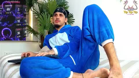 Snapshot of king_voy chatting on September 11, 8:32 pm king voy online show from September 11, 8:32 pm