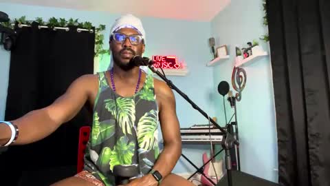 Snapshot of kingcorbra chatting on February 8, 1:33 pm KC online show from February 8, 1:33 pm