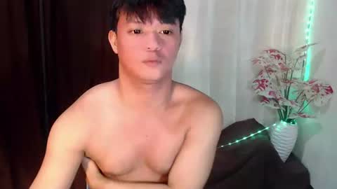 kingdomcum96 online show from August 2, 9:38 pm