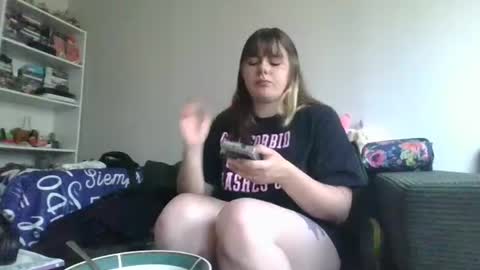 kingdomkatzel online show from July 1, 7:55 pm