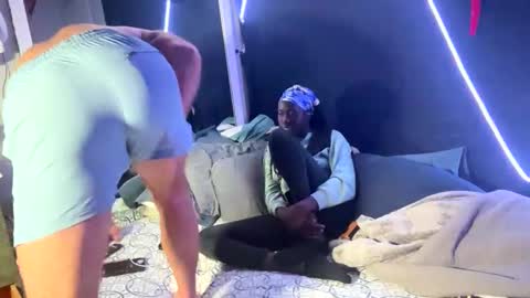 Emul King online show from November 1, 9:08 am