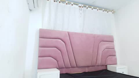 kingmaverickx online show from April 7, 3:19 am