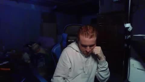 Master  King Tommy online show from April 3, 9:27 am