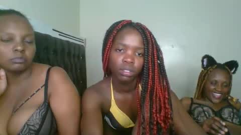 kinky_aria online show from September 29, 4:00 am