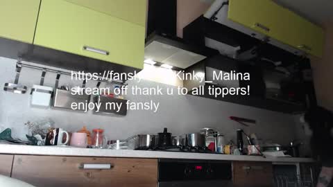 Snapshot of kinky_malina chatting on February 25, 8:21 pm Heeey My name - Rose. Chat w me here or - online show from February 25, 8:21 pm