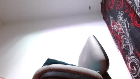 Snapshot of kinkybabies_ chatting on February 2, 3:54 am Mercury online show from February 2, 3:54 am