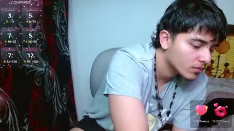 Snapshot of kinkybabies_ chatting on February 27, 1:30 am Mercury online show from February 27, 1:30 am