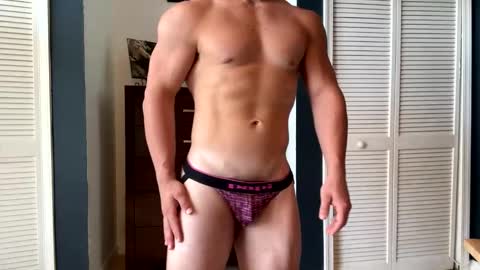 Snapshot of kinkybuffboy chatting on February 14, 5:03 pm kinkybuffboy online show from February 14, 5:03 pm