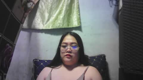 KAREN online show from December 19, 3:30 pm