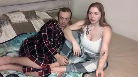 Snapshot of kinkyqueenandpet95 chatting on February 3, 4:25 am kinkyqueenandpet95 online show from February 3, 4:25 am