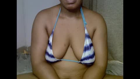 kinkyxxjuice online show from October 28, 2:45 am