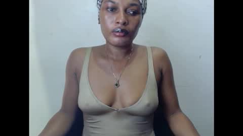 kinkyxxnasty online show from December 18, 11:16 am