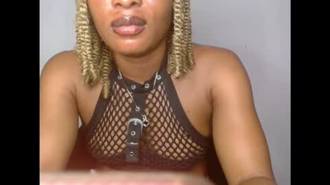 kinkyxxnasty online show from November 7, 8:33 pm