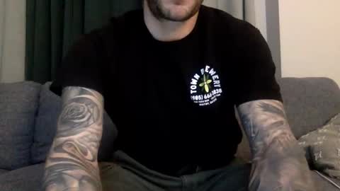 kinnkybwc online show from April 4, 2:29 am