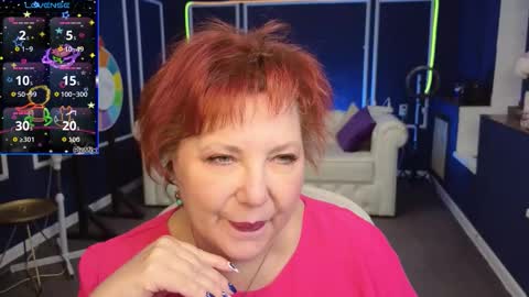 Snapshot of kira_kennet chatting on September 15, 7:32 am Kira Kennet online show from September 15, 7:32 am