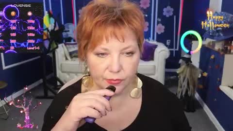 Kira Kennet online show from October 29, 7:32 am