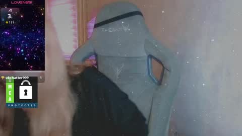 you know thumb up me please its important online show from April 16, 4:40 pm