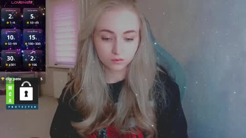 you know thumb up me please its important online show from April 4, 3:19 pm