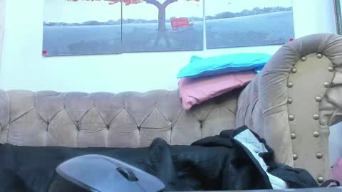 kira online show from February 25, 11:54 am