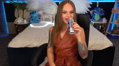 kiragrayyy online show from October 14, 12:52 pm