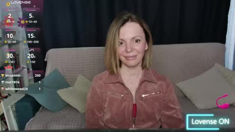 kiramartins cat online show from May 10, 1:50 pm