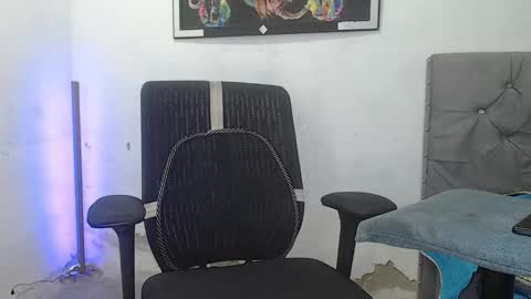 kiran_01 online show from October 3, 8:17 pm