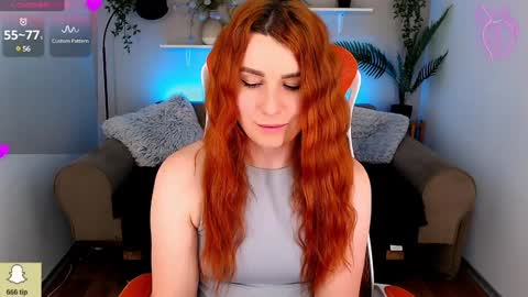 kiraxmoon online show from January 24, 8:00 pm