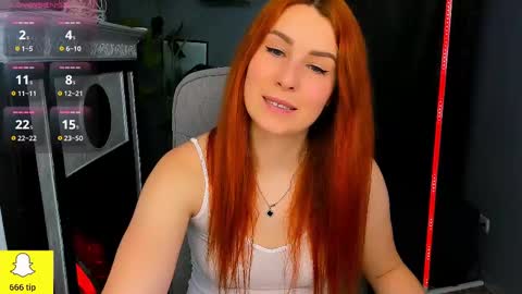 kiraxmoon online show from February 21, 7:12 am