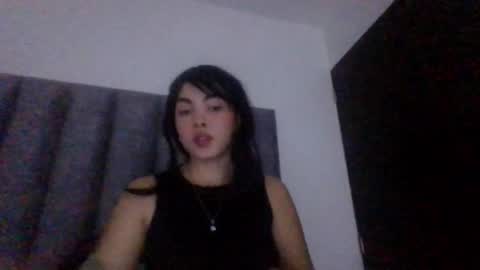Kiri online show from December 3, 2:42 am
