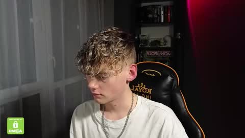 Kirill and Andrey online show from November 7, 12:03 am