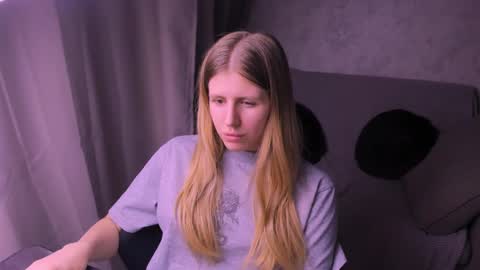 Kira online show from March 12, 11:01 pm