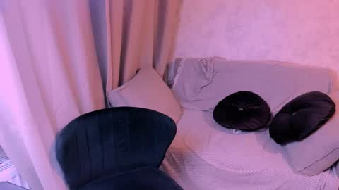 Kira online show from March 2, 7:12 pm