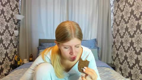 Kira online show from September 27, 12:14 pm