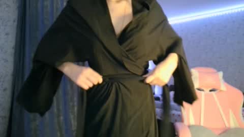 Nicole online show from October 20, 6:24 pm