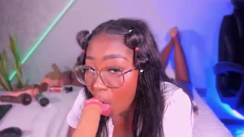 kishalove_ online show from November 22, 12:03 pm
