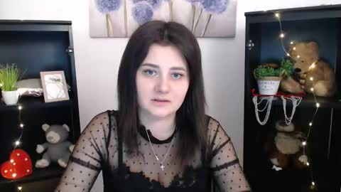 kissleoxx online show from February 14, 2:09 pm