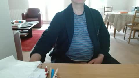 kisslog1 online show from May 14, 6:44 am