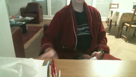 Snapshot of kisslog1 chatting on December 1, 5:26 pm kisslog1 online show from December 1, 5:26 pm