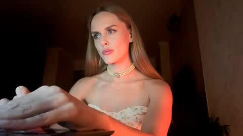 Emma online show from September 24, 5:41 pm