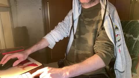 kissofbanned1983 online show from February 26, 5:05 pm