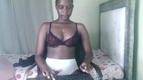 kisssmiles online show from September 18, 6:34 pm